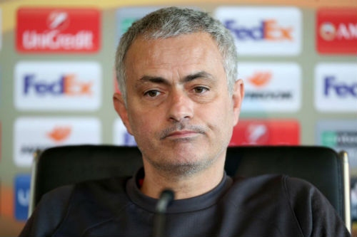 Bất ngờ với bễn đỗ mới của HLV Mourinho