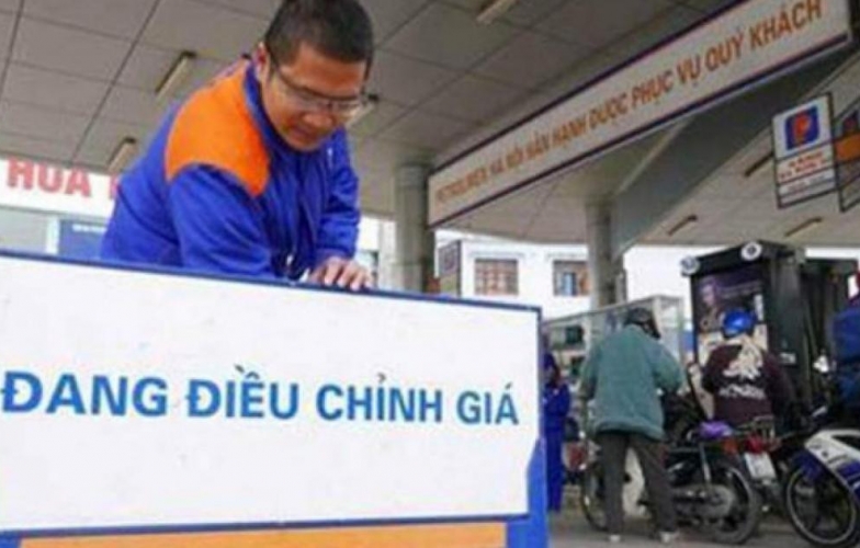 Giá xăng có thể tiếp tục giảm vào 15h chiều 12/4