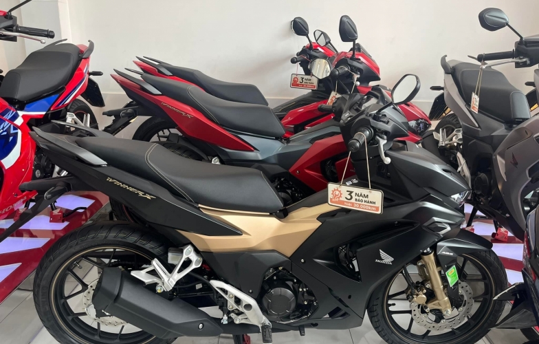 Honda Winner X ngược chiều giảm giá gần 10 triệu đồng