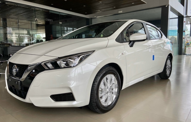 Sedan hạng B nào đang giảm giá “kịch sàn” khiến Vios, Accent “lo sốt vó”?