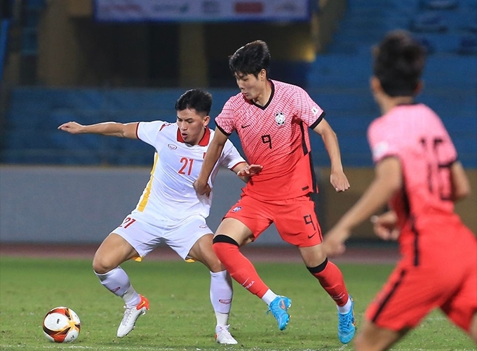 HLV U23 Hàn Quốc nhận xét bất ngờ về U23 Việt Nam tại VCK U23 châu Á 2022