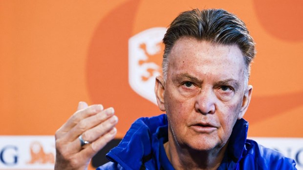 ĐT Hà Lan tìm được người kế nhiệm khi HLV Van Gaal bị ung thư