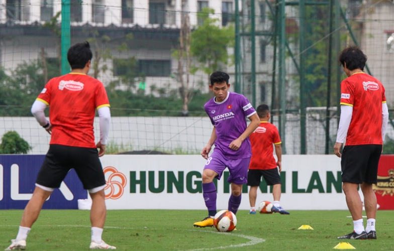 'Tài năng trẻ có tố chất đặc biệt' hòa nhập nhanh với U23 Việt Nam