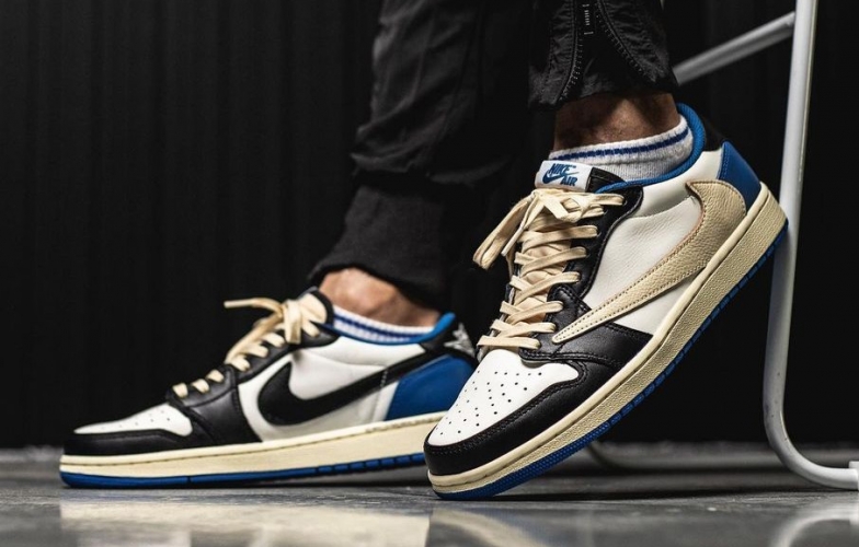 Chi tiết mẫu Air Jordan 1 Low mới nhất hợp tác cùng Travis Scott