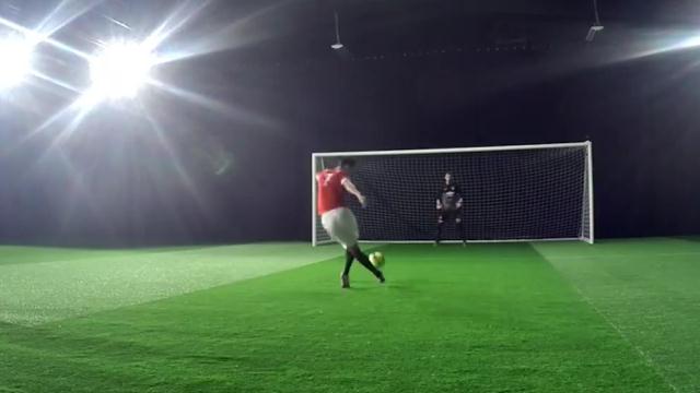 VIDEO: Xem Di Maria sút tung lưới De Gea bằng rabona