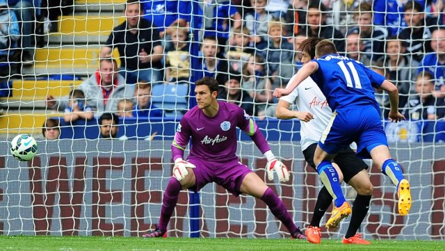 Video clip bàn thắng: Leicester City 5-1 QPR (Ngoại hạng Anh 2014/15)