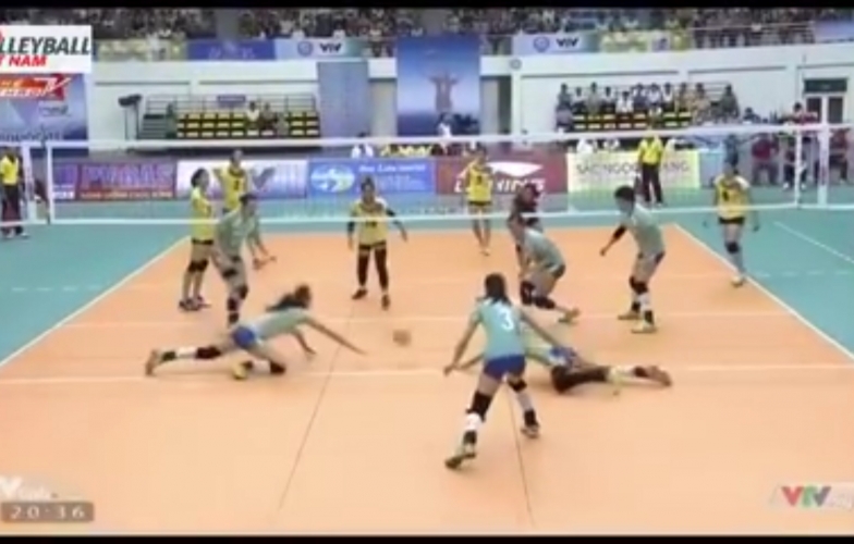 Video VTV Cup 2015: Pha bỏ bóng tinh tế của Ngọc Hoa trong trận gặp Liaoning