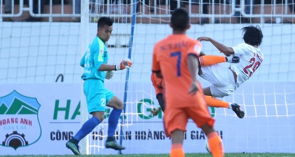 Ban kỷ luật ra 5 án phạt tại vòng 2 V-League