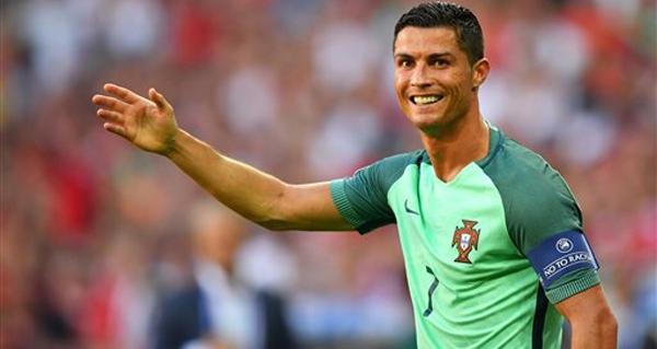 Tin nóng Euro 23/6: CR7 phá kỷ lục; Xác định 8 cặp đấu vòng 1/8