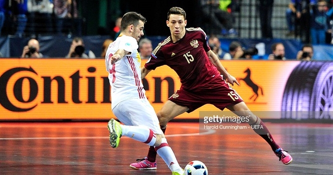 Đè bẹp ƯCV vô địch Tây Ban Nha, futsal Nga tiến tới bán kết