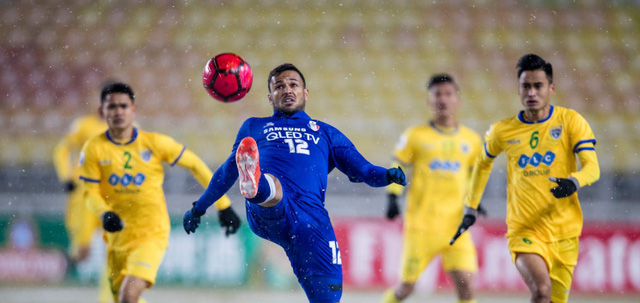 Các đại diện ĐNA thua thảm tại playoff AFC Champions League