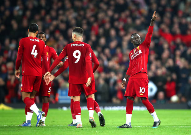 Liverpool thắng nhọc nhằn nhờ công nghệ VAR