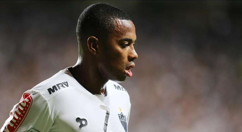 Robinho rời Santos vì sức ép quá lớn