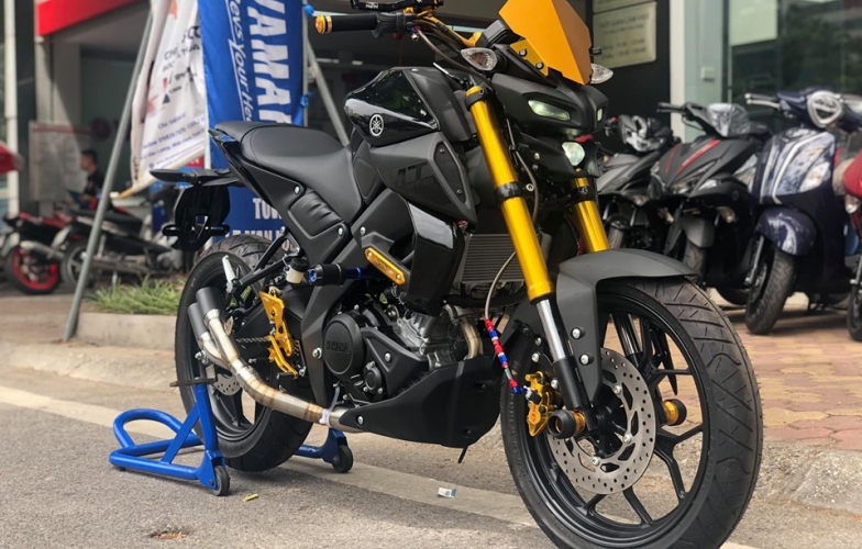 Chi tiết Yamaha MT-15 cực 'ngầu' tại đại lý, giá 78 triệu đồng