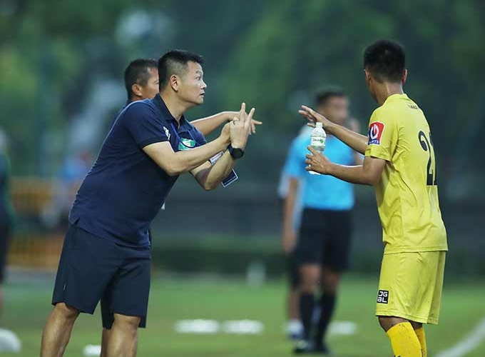 Văn Quyến: 'Để tìm thấy một cầu thủ giống tôi thì rất khó'