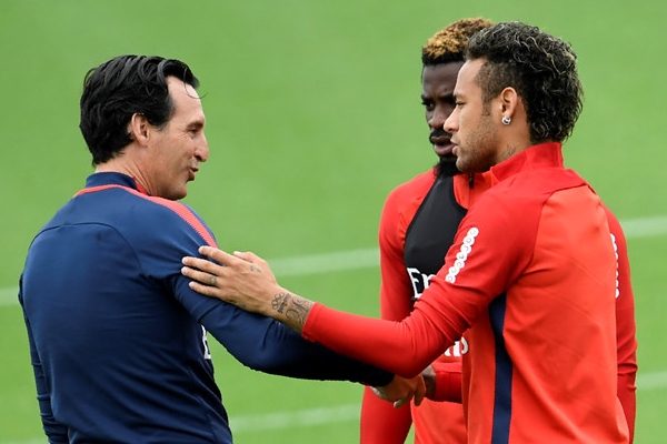 Tin HOT 22/10: Neymar làm loạn, 'bật' cả HLV Emery