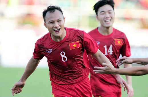 VIDEO: Nhìn lại bàn thắng duy nhất của Trọng Hoàng vào lưới Malaysia ở AFF Cup 2016