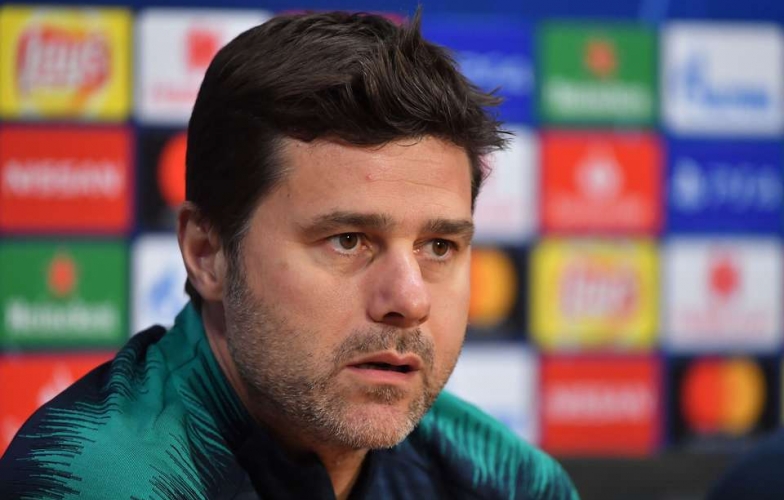 Pochettino tức giận bỏ họp báo khi được hỏi về Kane