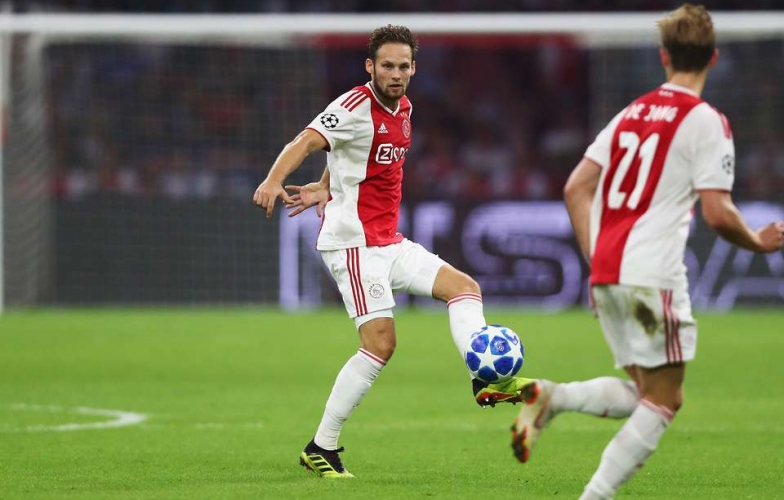 Cựu sao MU nã đại bác mang về danh hiệu cho Ajax Amsterdam