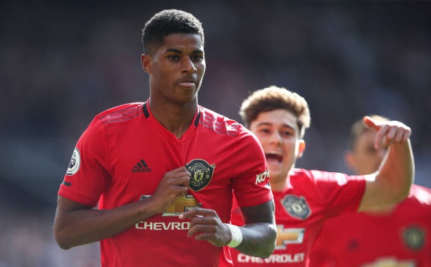 Rashford nổ súng, MU vất vả đánh bại Leicester trên sân nhà