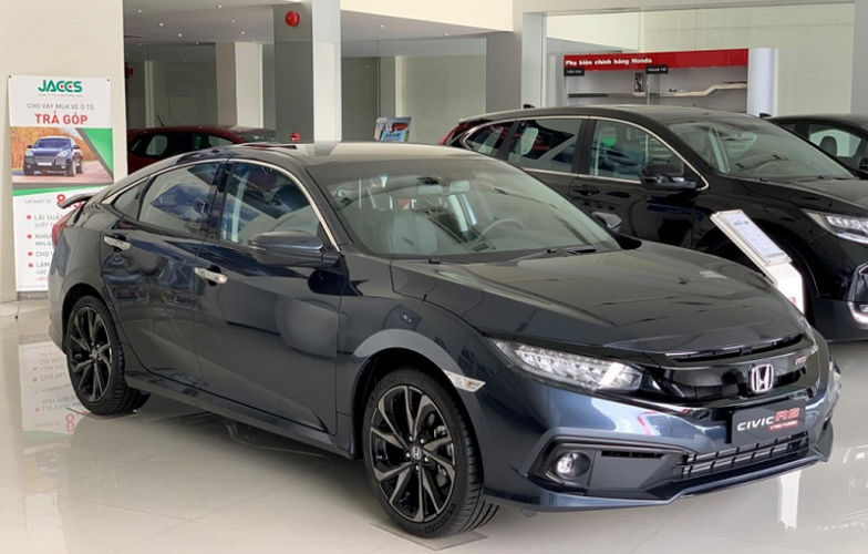 Honda Civic bất ngờ ưu đãi khủng tới 80 triệu đồng