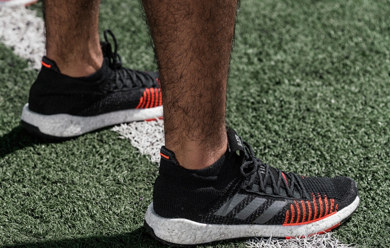 5 đôi giày Adidas giảm giá hấp dẫn nhất trong tháng 12/2019