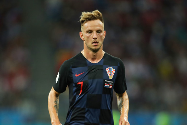 Ivan Rakitic vẫn đá trận bán kết và lập kỷ lục dù... sốt 39 độ