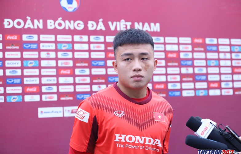 Văn Việt: 'U22 Việt Nam thi đấu tốt nhưng vẫn kém ĐTQG'