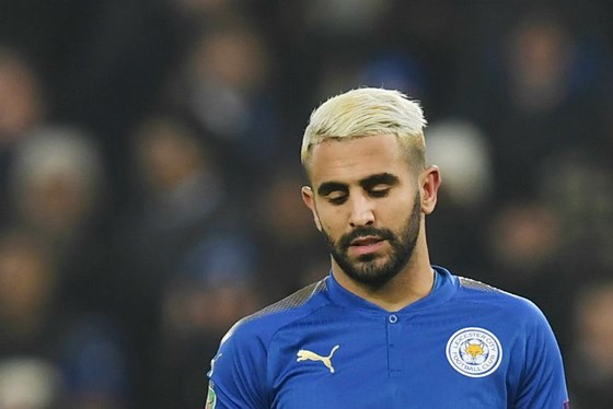 Riyad Mahrez tuyên bố giải nghệ trên trang cá nhân