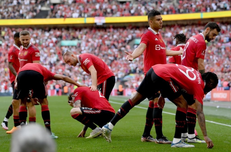 CĐV MU chỉ đích danh tội đồ sau khi thua Man City tại FA Cup