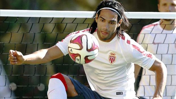 Falcao chính thức tái xuất sau 7 tháng