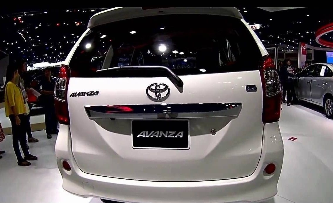 Đuôi xe Toyota Avanza 2019