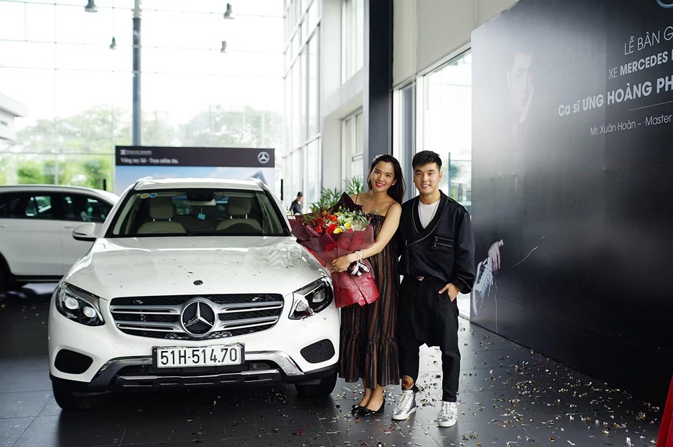 ung hoang phuc do mercedes benz glc 250