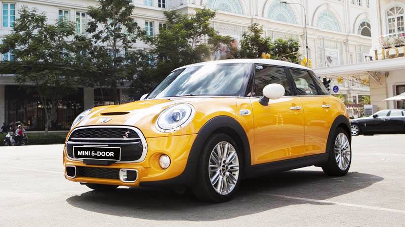 bang gia xe o to Mini Cooper 2019 tai dai ly