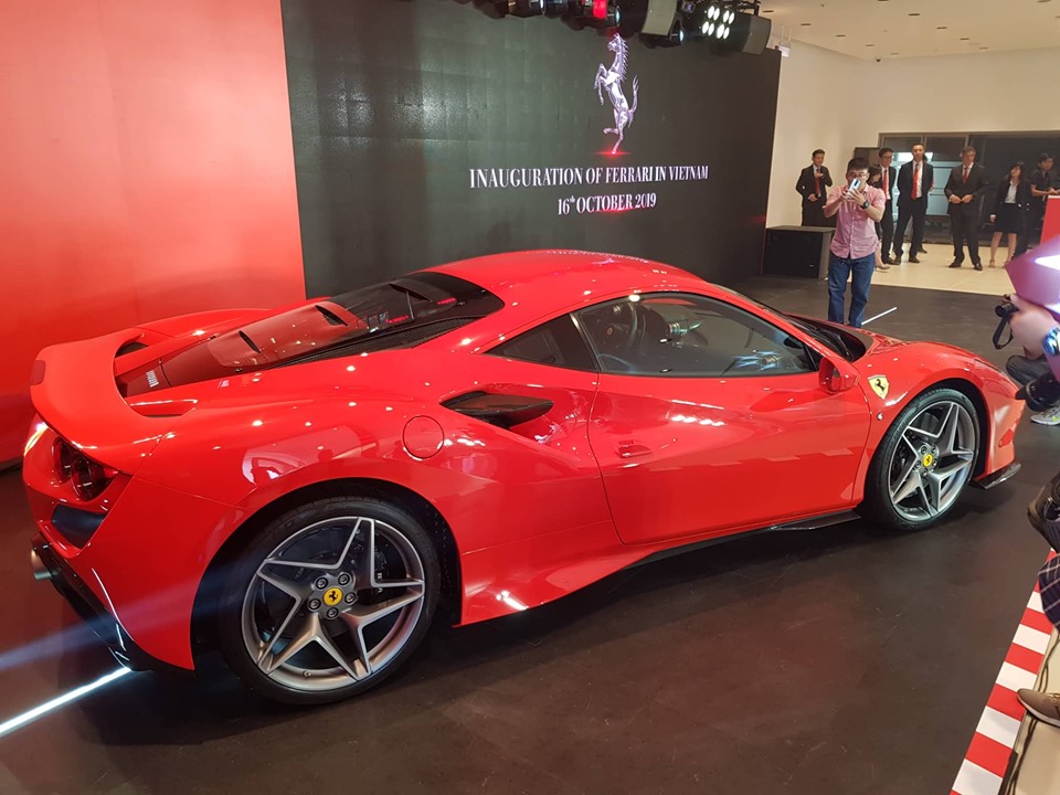 Ferrari F8 Tributo