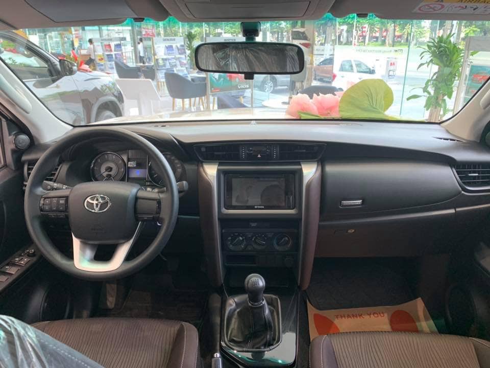 gia xe Toyota Fortuner