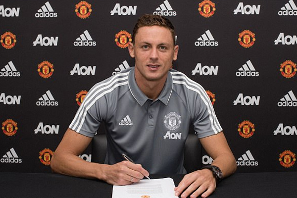 Matic chính thức trở thành cầu thủ của Man Utd