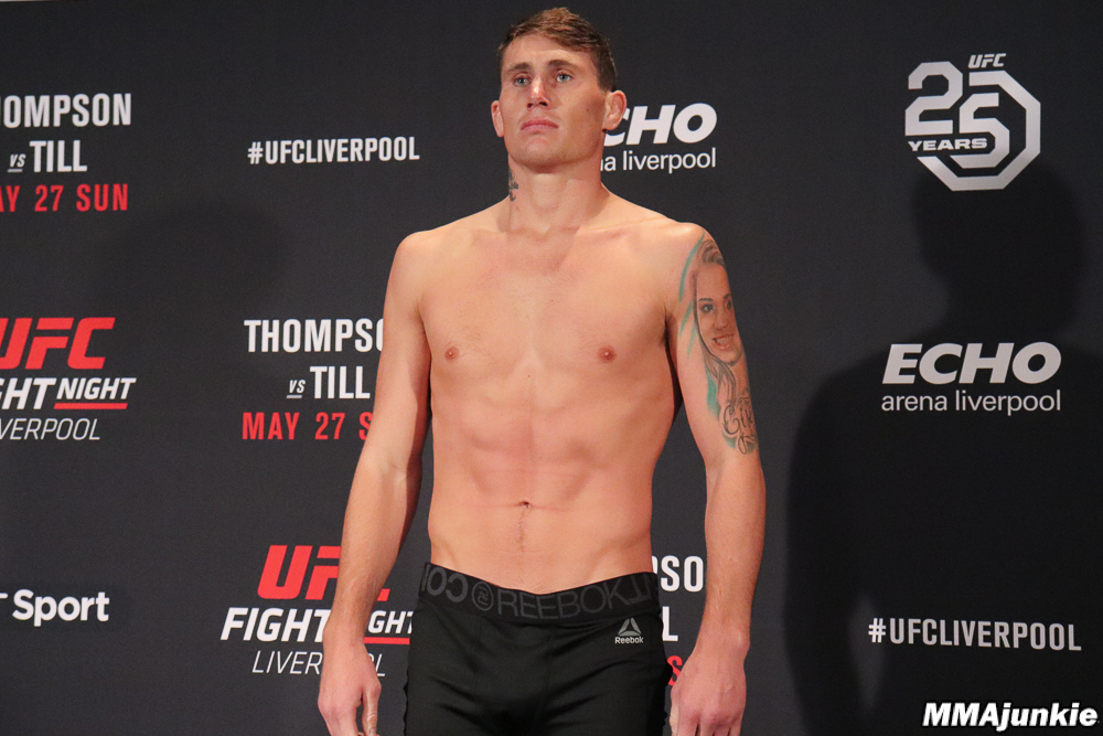 UFC, MMA, Darren Till, lố cân, UFC Fight Night