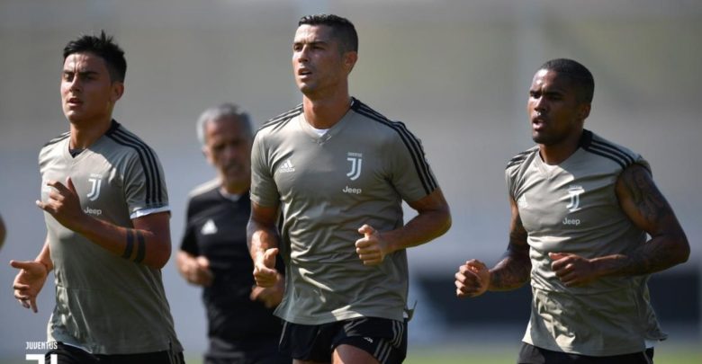 ronaldo juventus, lich thi dau giao huu juventus, lich thi dau icc