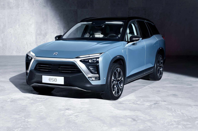 NIO ES8 - mẫu xe mới nhất đặt mục tiêu cạnh tranh với Tesla Model X.