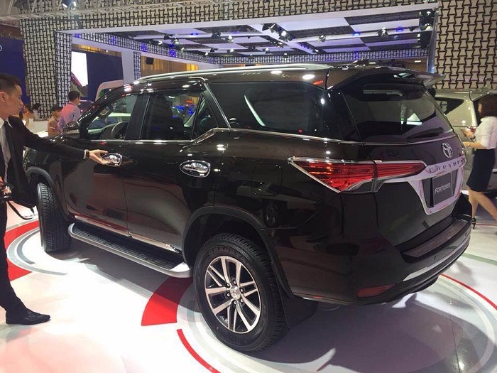 Mẫu xe Fortuner vừa không có hàng, vừa đắt thêm gần 200 triệu nếu mua vào thời điểm này