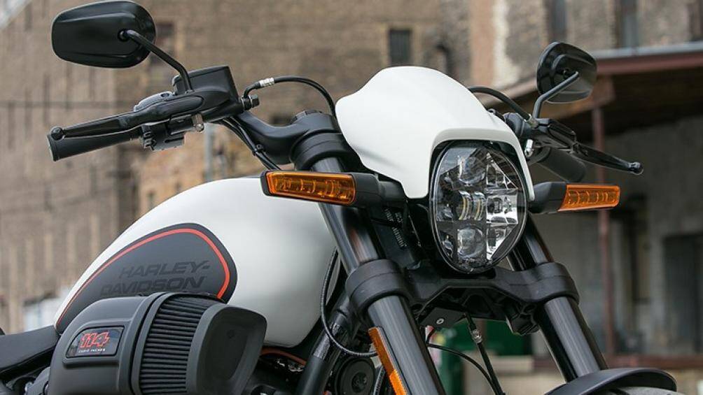 Đầu xe Harley-Davidson FXDR 114