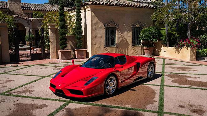 Siêu xe Ferrari Enzo